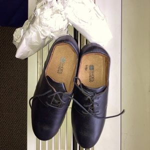 None slip never worn women’s shoes.